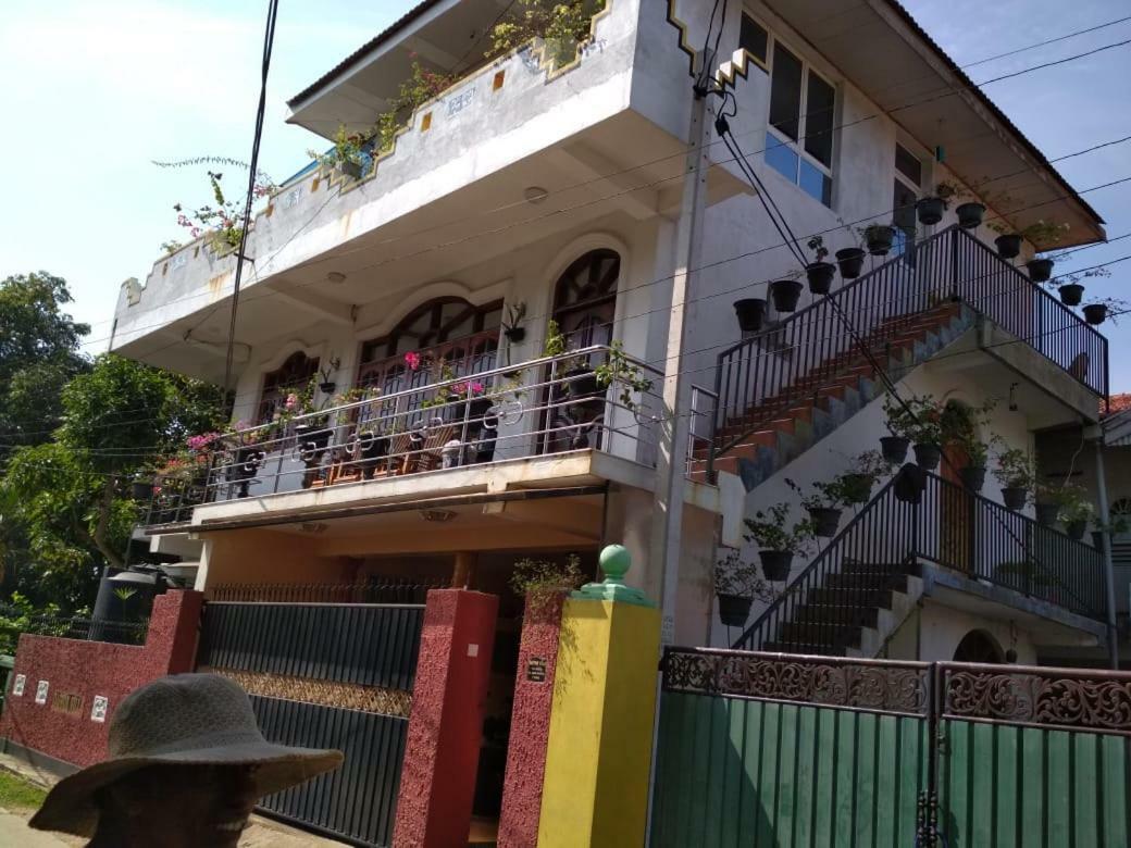 Daffon Guest House Negombo Dış mekan fotoğraf
